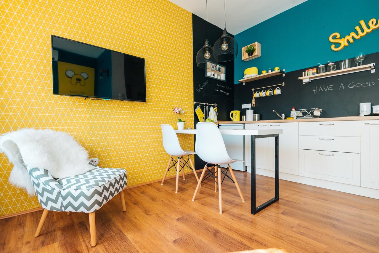 Smile Apartment Нови-Сад Экстерьер фото